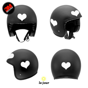 G-heart1 blanc - kit sticker de 4 autocollants retro réfléchissants cœur casque moto 3M homologués (vue jour B)