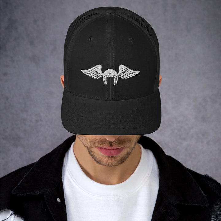 casquette moto noire stikare.com logo avant brodé blanc (vue face)