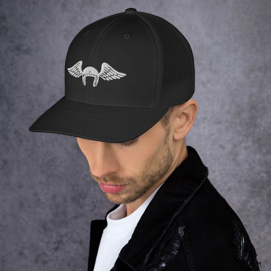 casquette moto noire stikare.com logo avant brodé blanc (vue trois quart gauche)