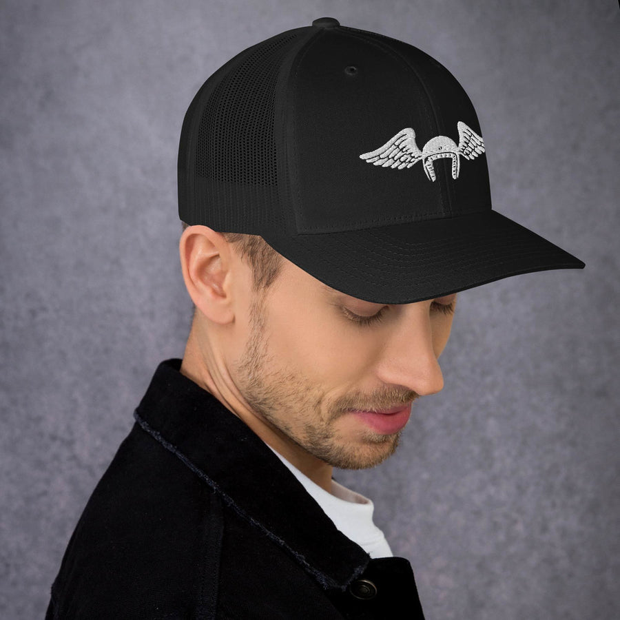 casquette moto noire stikare.com logo avant brodé blanc (vue trois quart droit)